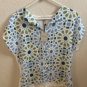Trucco lightweight beautiful blouse!